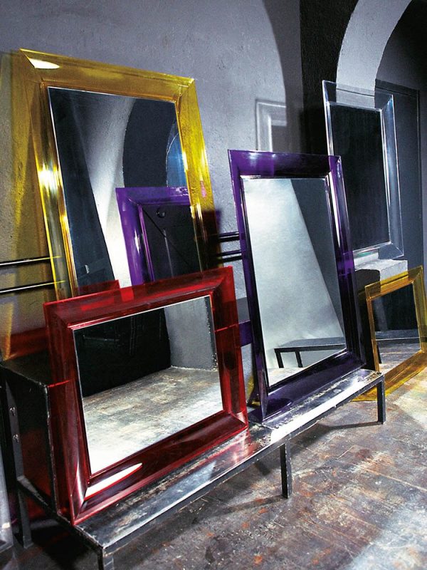 Specchio Kartell Francois Ghost Piccolo Giallo Trasparente - immagine 2